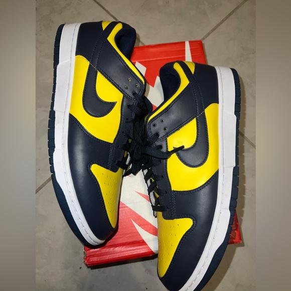 Nike Michigan dunks, size 13 - Picture 2 of 8